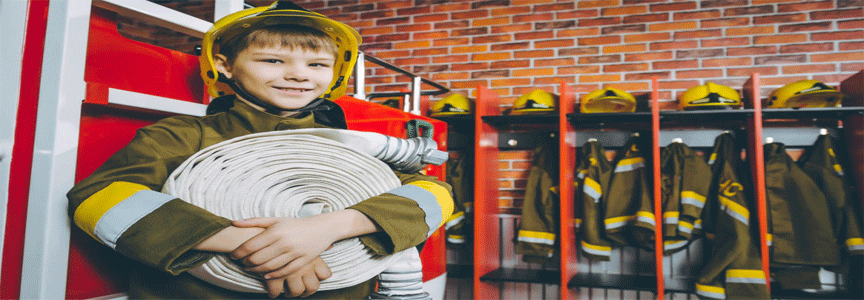 تعليم الأطفال ضد الحريق