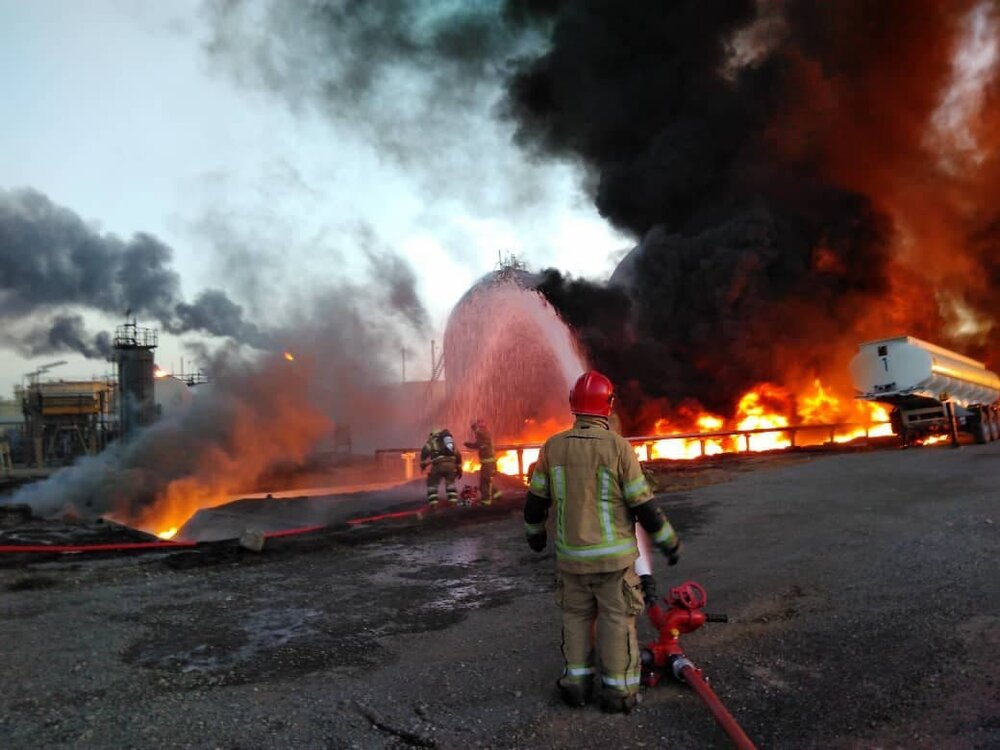 آتش‌سوزی در کارخانه قرقره‌سازی مهریز