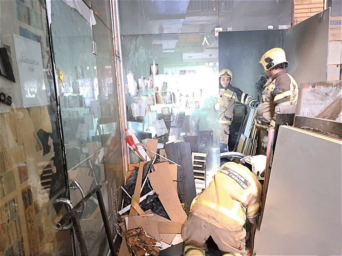 آتش سوزی مرکز خرید در پامنار