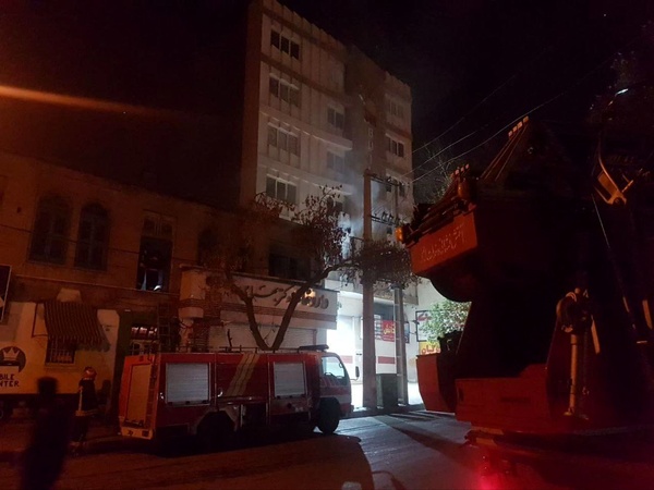آتشسوزی هولناک کافی شاپ در کرمانشاه